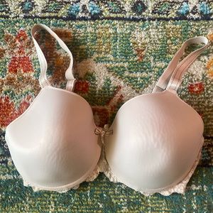 Nude Lace Chantelle Bra